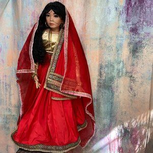 📌Rare  KIAS 1991 HINDU INDIAN PORCELAIN DOLL